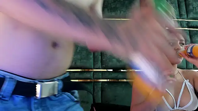 GaelyCoral online show from April 16, 3:02 pm