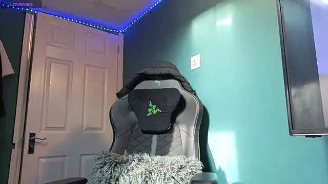 JadeAlexis403 online show from March 28, 4:39 pm