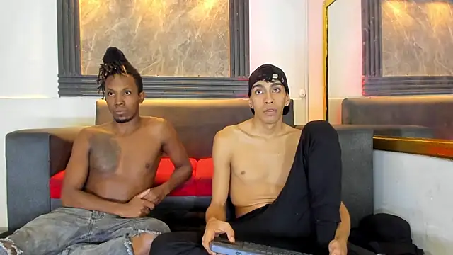 Jeanpieroo26 online show from April 12, 7:52 pm