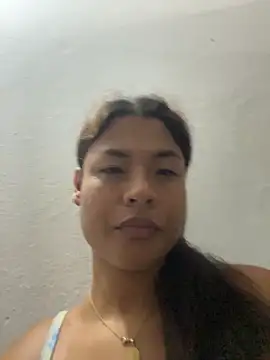 Snapshot of Romie_rous chatting on February 5, 6:45 pm Romie rous online show from February 5, 6:45 pm