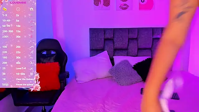 Madison Rosee online show from March 11, 11:27 am