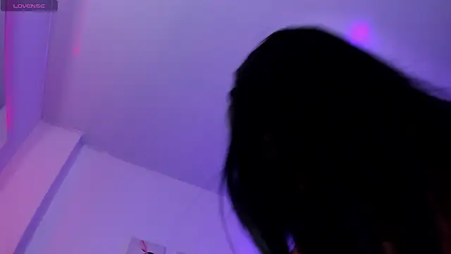 Madison Rosee online show from April 18, 12:36 am