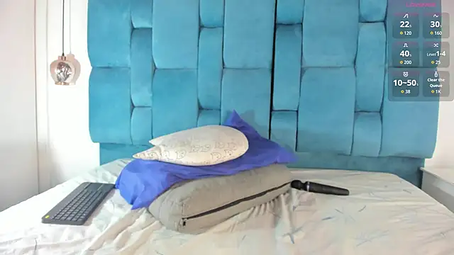 Snapshot of venezolana__caro chatting on June 10, 12:04 pm venezolana caro online show from June 10, 12:04 pm