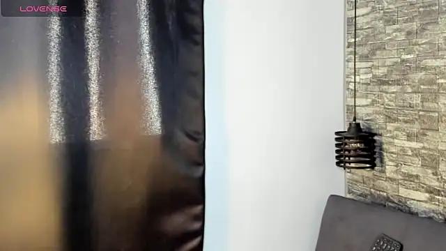 Snapshot of ASHLEY_COLLINS1 chatting on February 17, 1:29 pm ASHLEY COLLINS1 online show from February 17, 1:29 pm