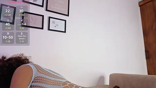 Snapshot of Nat_carter_ chatting on February 27, 8:09 pm Nat carter online show from February 27, 8:09 pm