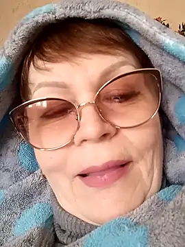 Snapshot of SophieBurns chatting on March 1, 10:06 am SophieBurns online show from March 1, 10:06 am