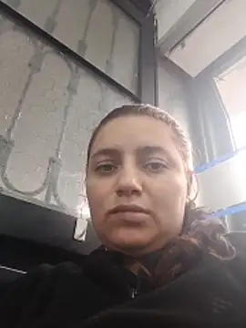 MajoArias online show from April 17, 9:40 pm