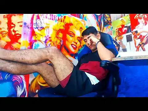 Snapshot of warmNoah chatting on February 15, 8:16 pm warmNoah online show from February 15, 8:16 pm