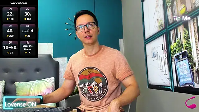 Snapshot of Coddy_maxx69 chatting on February 19, 12:23 pm Coddy maxx69 online show from February 19, 12:23 pm