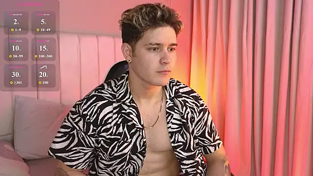 Snapshot of rayan_linxx chatting on February 20, 7:47 pm rayan linxx online show from February 20, 7:47 pm