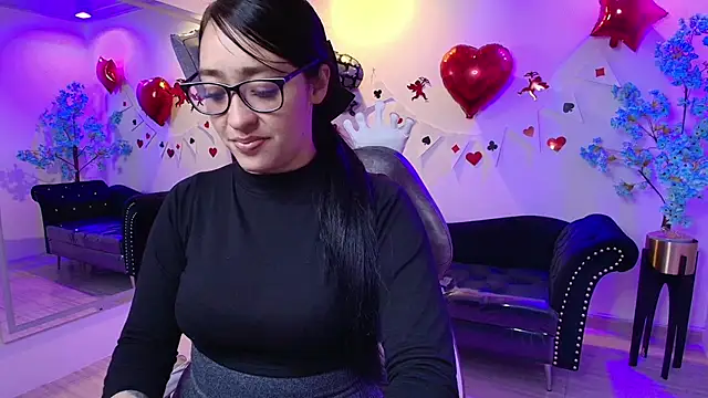 Alanna  scott online show from February 12, 3:34 am