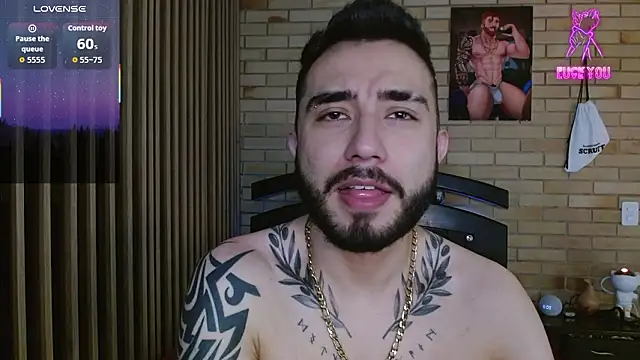 Snapshot of dave_wolf7 chatting on February 26, 1:10 pm dave wolf7 online show from February 26, 1:10 pm