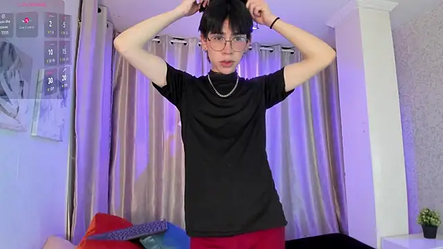 Demian Hush online show from April 8, 3:06 am