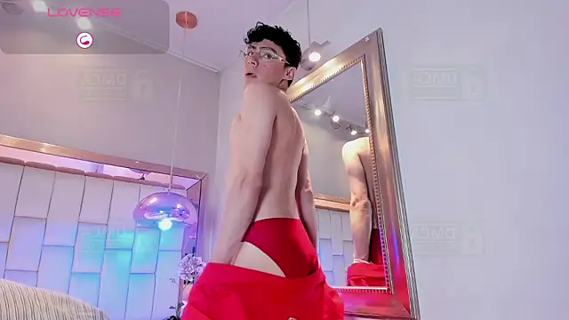 Sebastian Collins  online show from February 18, 9:11 pm