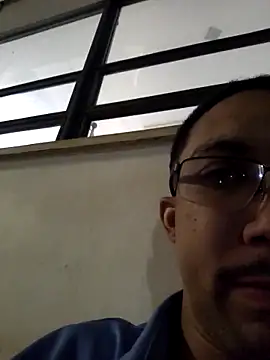 MOREN044 online show from March 19, 11:31 pm