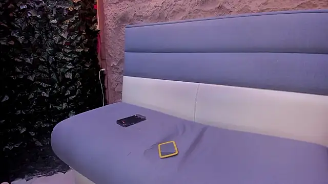 Snapshot of Nahomii__Doll chatting on February 14, 1:08 pm Nahomii Doll online show from February 14, 1:08 pm