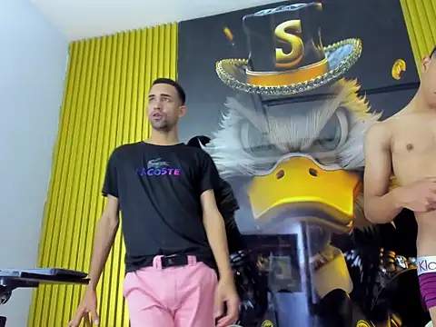 Snapshot of couplehot_sex_ chatting on February 9, 8:24 pm couplehot sex online show from February 9, 8:24 pm