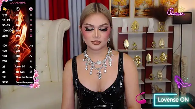 Snapshot of PrettyCockAthena chatting on April 18, 11:03 am PrettyCockAthena online show from April 18, 11:03 am
