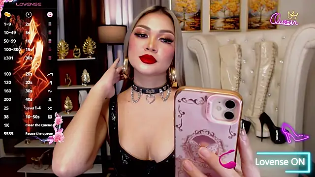 Snapshot of PrettyCockAthena chatting on May 15, 5:58 am PrettyCockAthena online show from May 15, 5:58 am