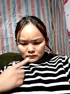 Snapshot of Luminana chatting on February 11, 3:44 am Luminana online show from February 11, 3:44 am