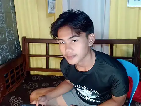 Snapshot of twink_ivanxxxx chatting on April 7, 1:11 pm twink ivanxxxx online show from April 7, 1:11 pm