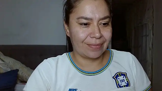 Karo sexy online show from December 14, 8:13 am