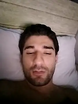 Snapshot of Camilo696903 chatting on February 18, 10:44 am Camilo696903 online show from February 18, 10:44 am