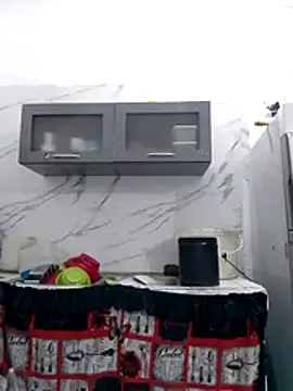 Snapshot of Zoe_Renata chatting on February 28, 8:37 am Zoe Renata online show from February 28, 8:37 am