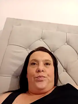 Snapshot of louisa36 chatting on March 4, 10:05 pm louisa36 online show from March 4, 10:05 pm