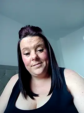 Snapshot of louisa36 chatting on March 28, 5:45 pm louisa36 online show from March 28, 5:45 pm