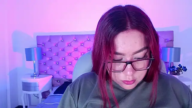 Wen 01 online show from February 9, 11:36 am