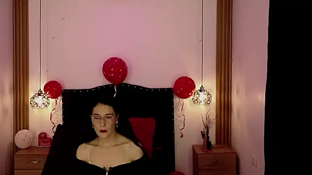 Snapshot of LAKSMI_BLUE chatting on February 19, 12:01 pm LAKSMI BLUE online show from February 19, 12:01 pm