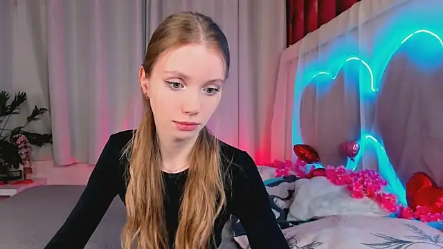 lada2k4 online show from February 16, 5:36 am