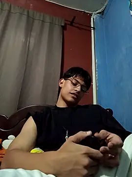 Matt BBC online show from April 18, 1:42 am