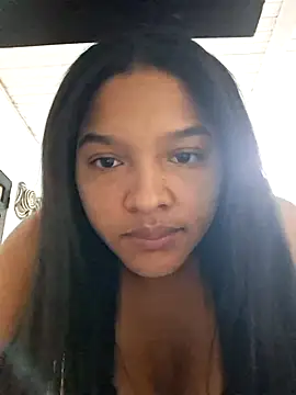 Snapshot of AnnaMil3J chatting on February 8, 7:17 pm AnnaMil3J online show from February 8, 7:17 pm