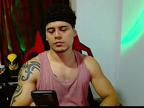 Logan0626 online show from March 5, 7:10 pm