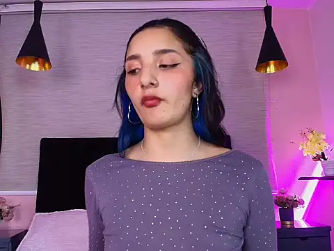 Aris Suarez online show from March 25, 2:50 am