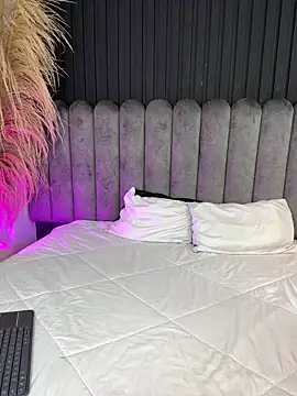 Nanda vixen  online show from March 10, 8:47 pm