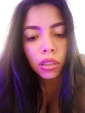 Snapshot of Ariana_Castillo__ chatting on February 28, 3:13 pm Ariana Castillo online show from February 28, 3:13 pm