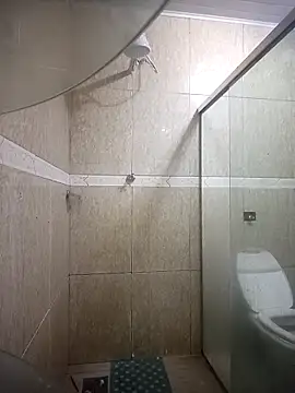 Snapshot of 23yunior chatting on February 19, 9:44 pm 23yunior online show from February 19, 9:44 pm