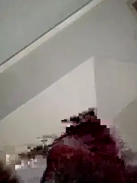 Snapshot of Aliesesay1 chatting on February 18, 10:06 pm Aliesesay1 online show from February 18, 10:06 pm