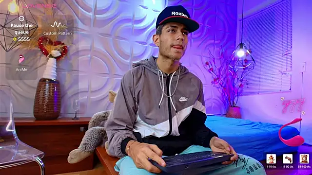 ItsZairen online show from May 15, 3:24 am
