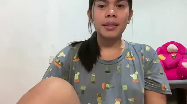 Snapshot of Mooree_naba chatting on January 13, 12:24 pm Mooree naba online show from January 13, 12:24 pm