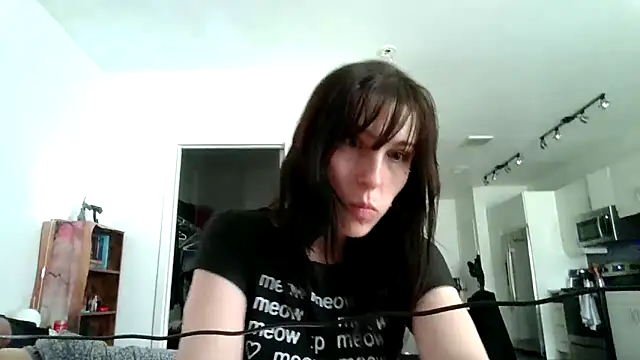 Snapshot of honeybb888 chatting on February 18, 2:46 pm honeybb888 online show from February 18, 2:46 pm