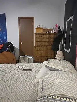 CuteKcCouple online show from March 4, 4:40 am