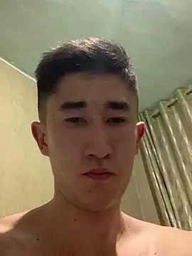 Snapshot of baron5008 chatting on February 17, 9:54 pm baron5008 online show from February 17, 9:54 pm