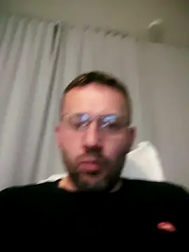 defaktor online show from March 14, 9:31 pm