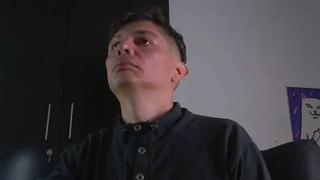 Thommas8a online show from February 16, 2:40 am