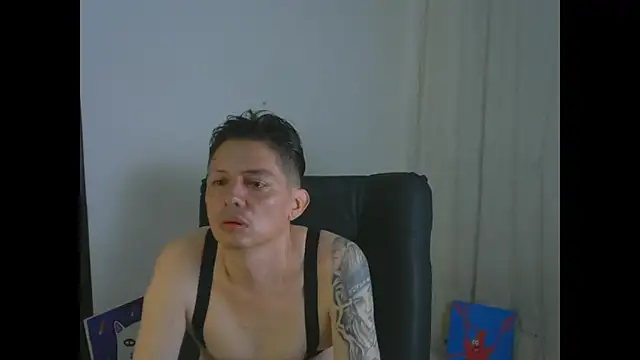 Thommas8a online show from February 19, 3:35 am