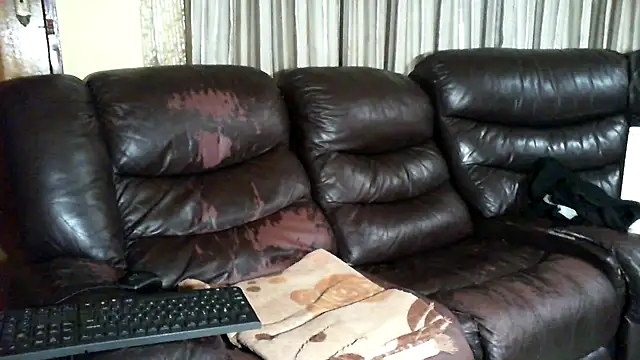 Caramel-Diva online show from April 14, 4:51 am